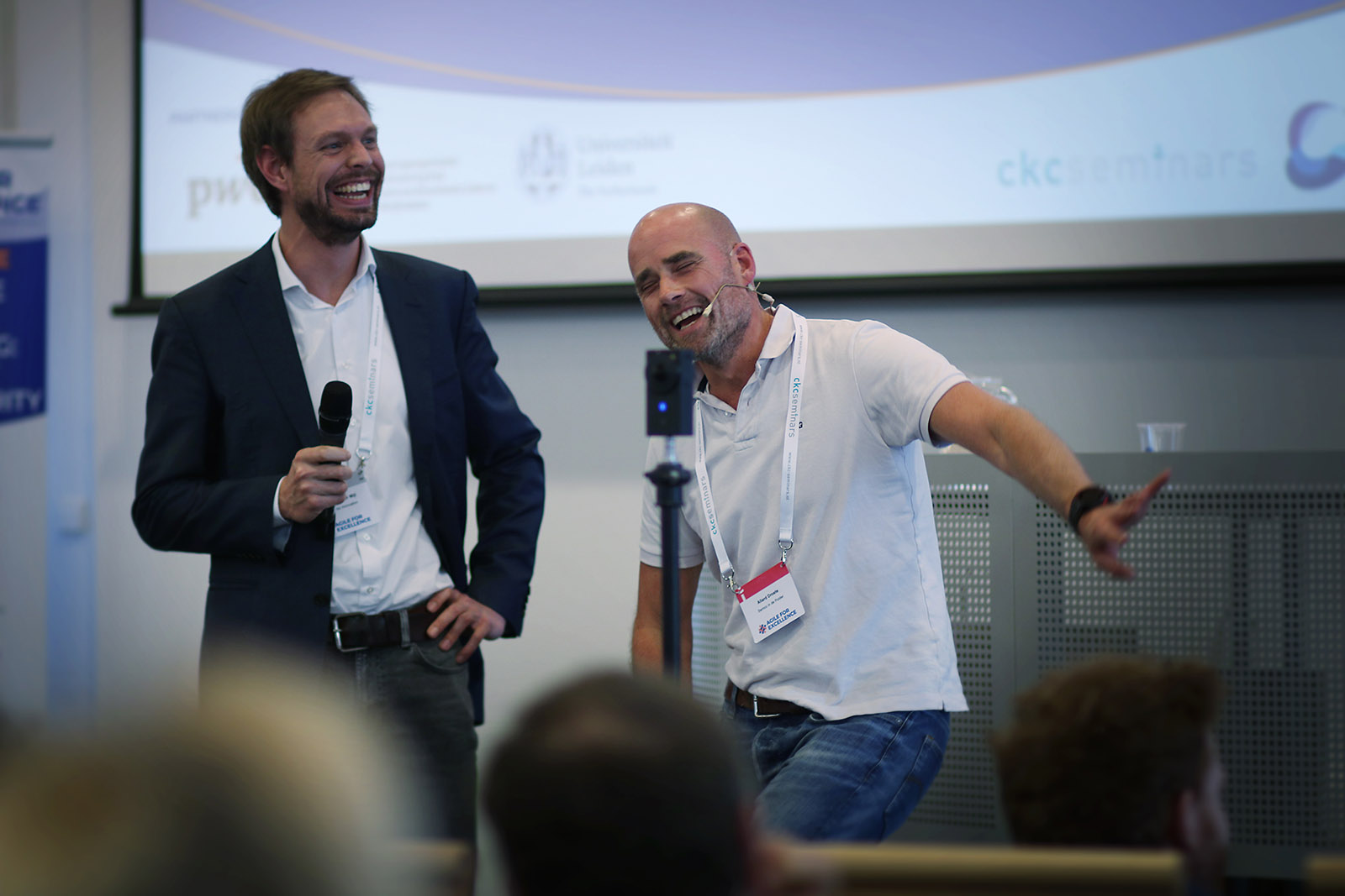 Keynote speaker Allard Droste (right), professional dreamer, entrepreneur and best-selling author of the book ‘Semco in de Polder’ with CFI colleague Jesse van der Mijl.