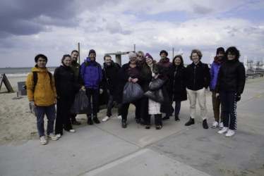 Group photo of everyone who participated in LLInC's beach cleanup.