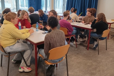 Improving Student Well-Being With the Dialogue Method